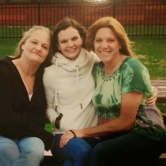 Meet your Posher, Michelle - Picture 1 of 1